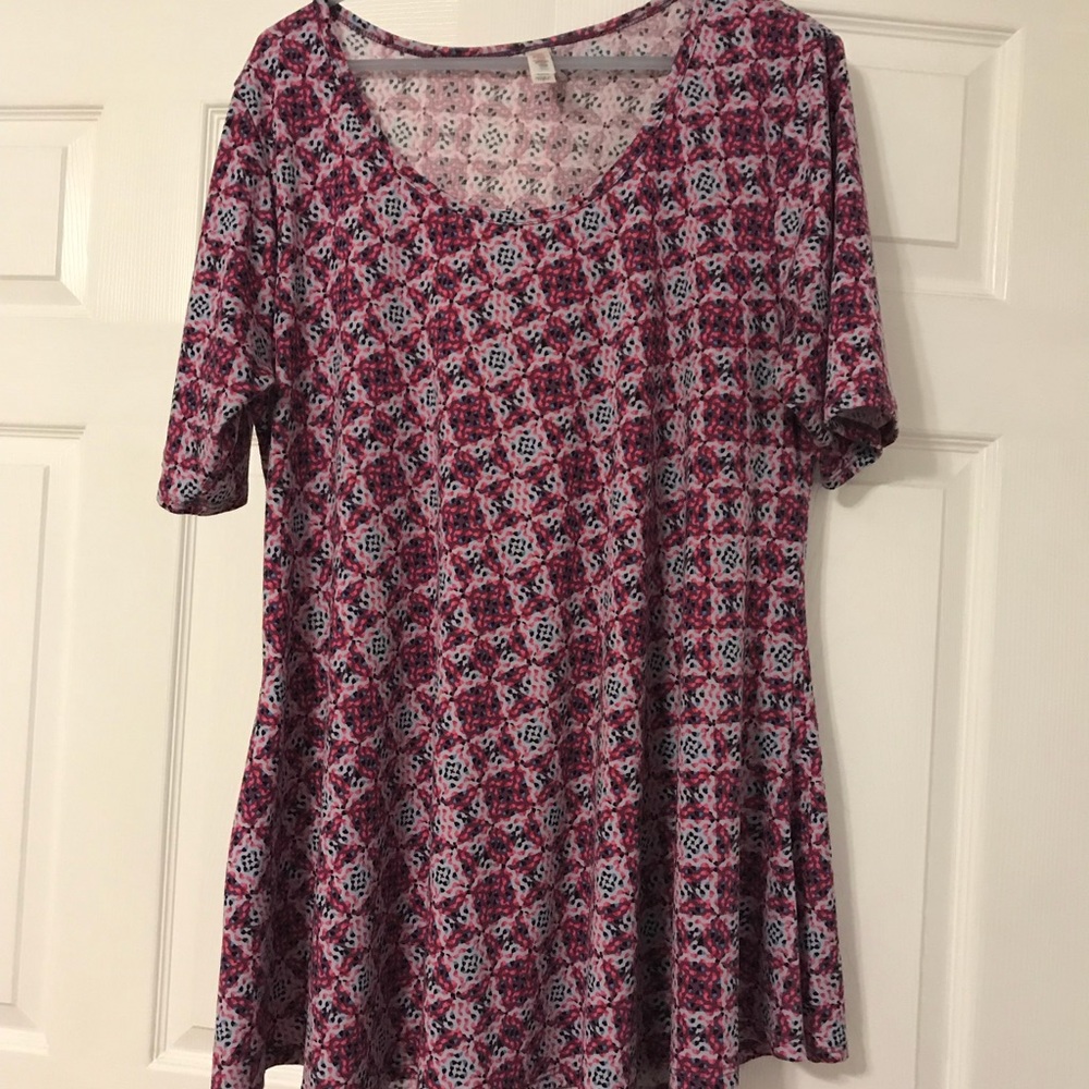 Lularoe Perfect T